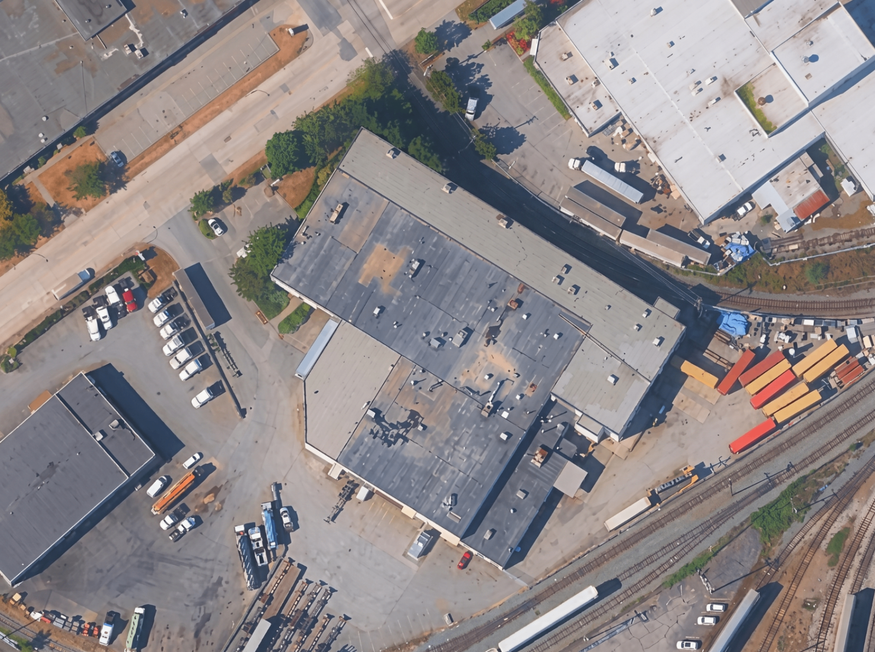 Container being loaded at the DeltaCold dock